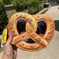 DELIGHT PRETZEL CROSSBODY